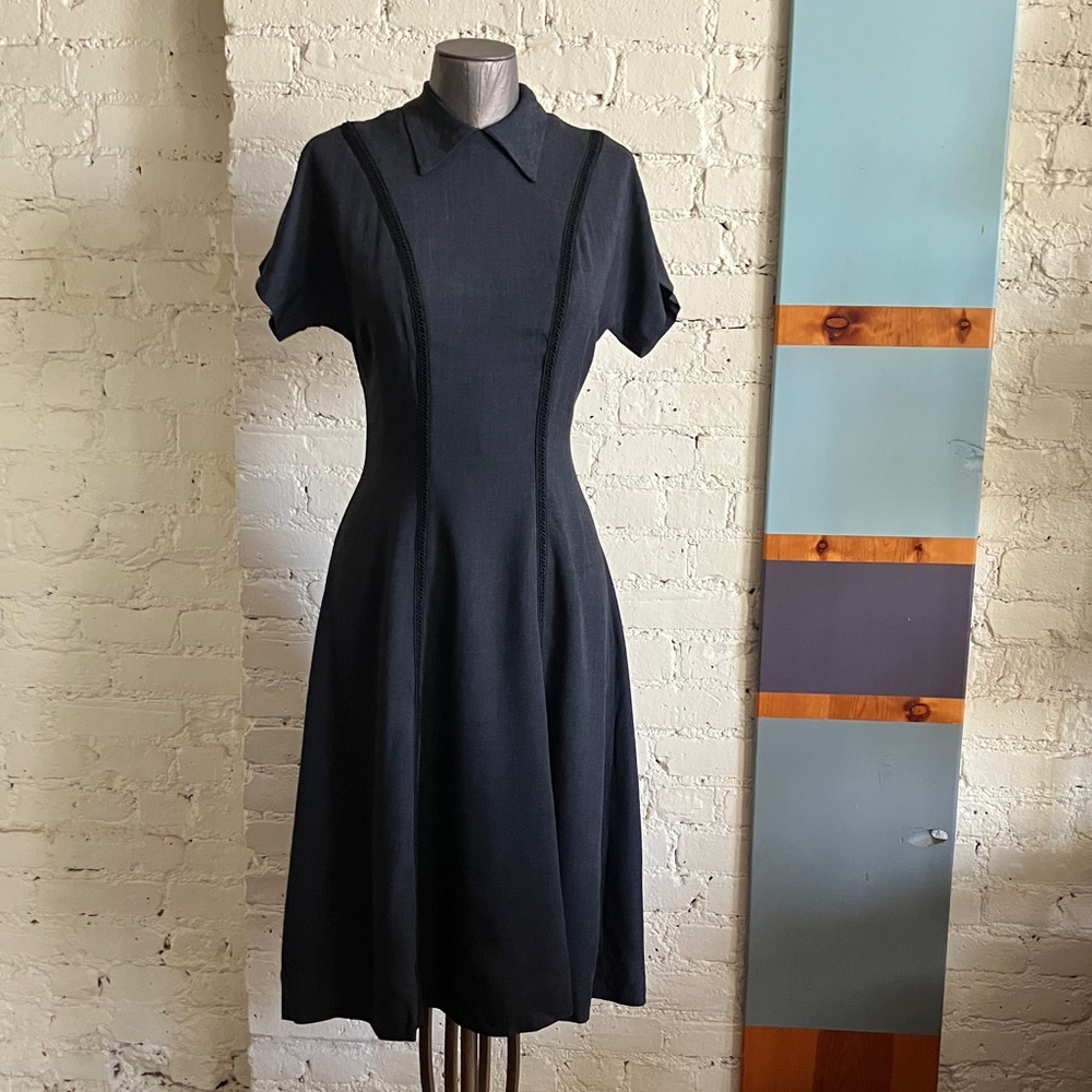 Vintage 50s tailored fit and flare charcoal dress size small